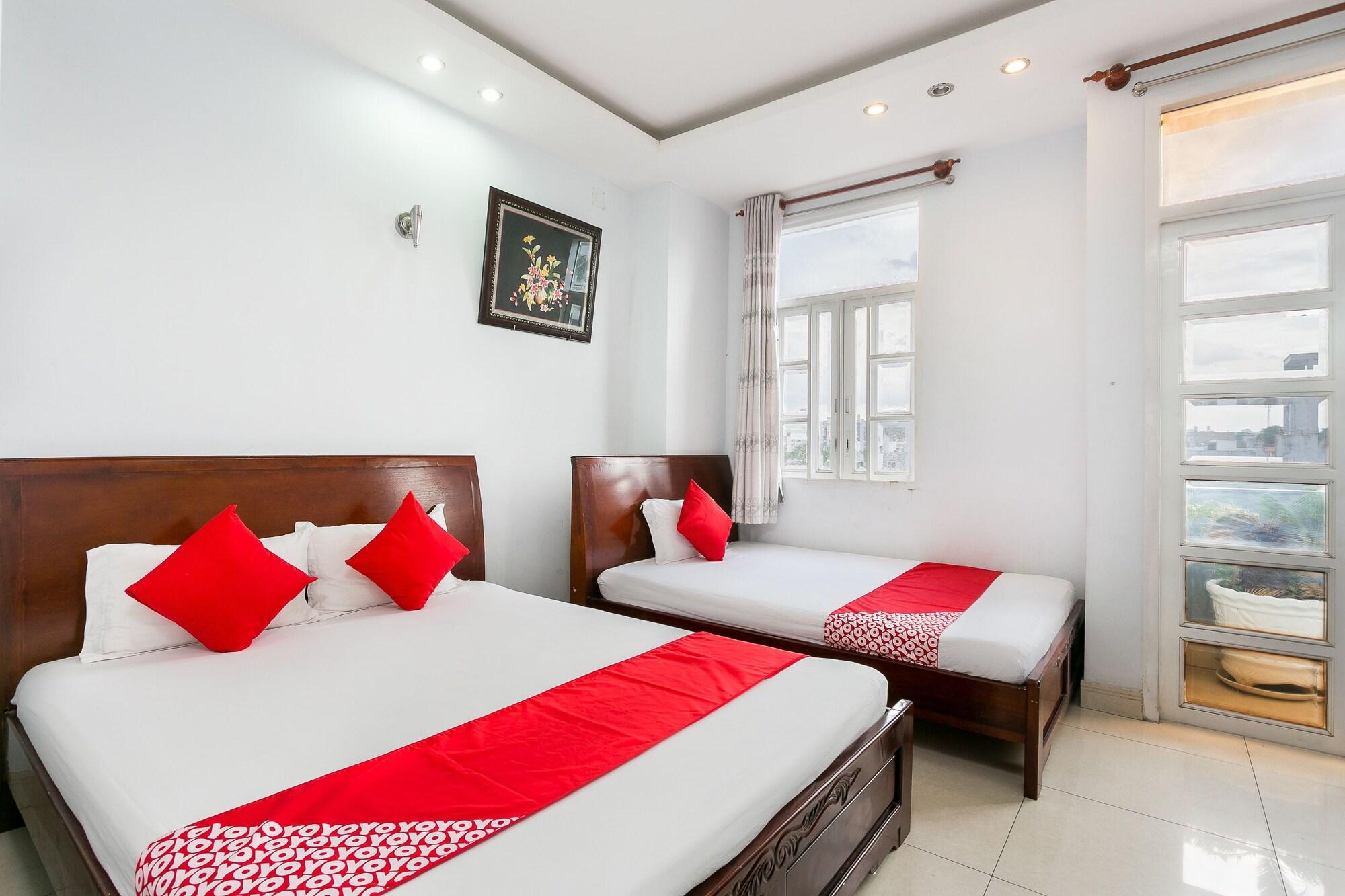 Oyo 130 Tuan Long Hotel Hô Chi Minh-Ville Extérieur photo