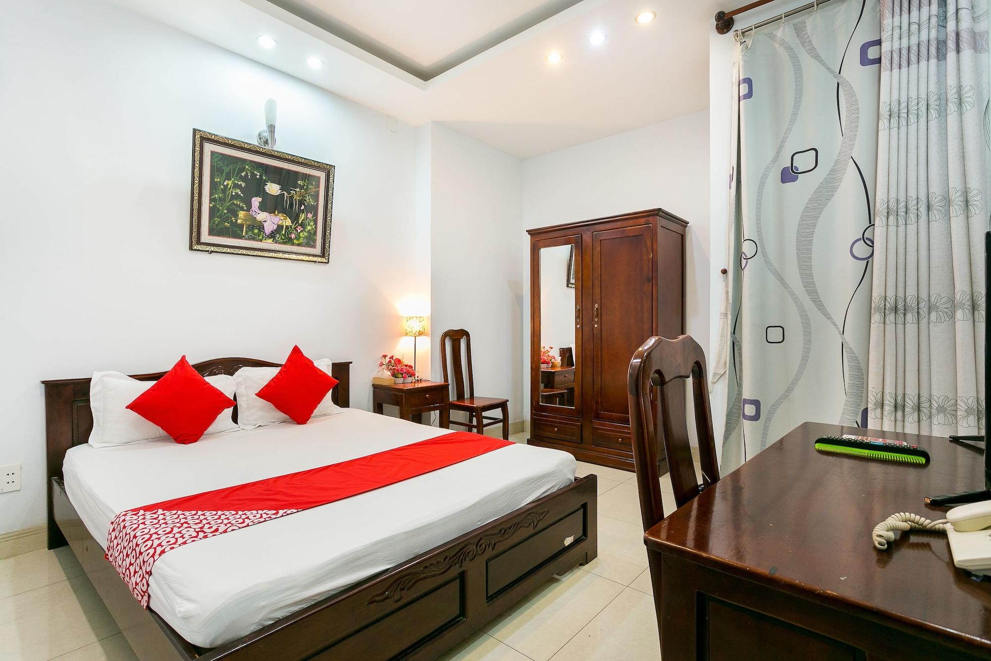 Oyo 130 Tuan Long Hotel Hô Chi Minh-Ville Extérieur photo