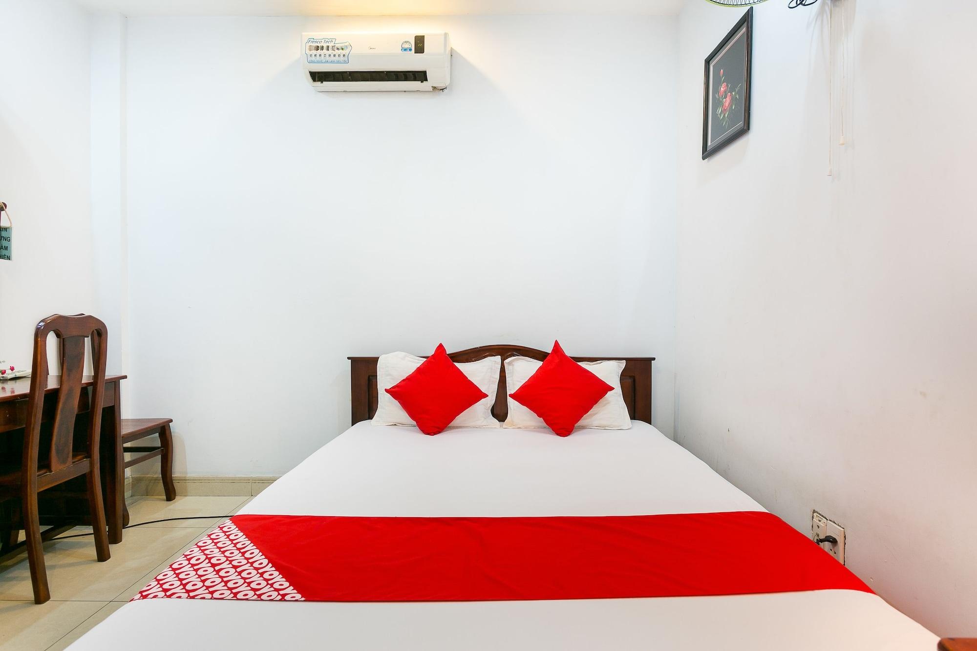 Oyo 130 Tuan Long Hotel Hô Chi Minh-Ville Extérieur photo
