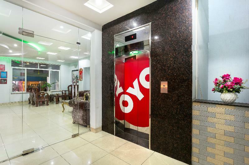 Oyo 130 Tuan Long Hotel Hô Chi Minh-Ville Extérieur photo
