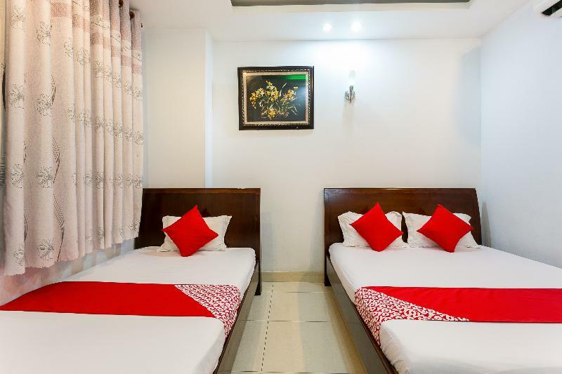 Oyo 130 Tuan Long Hotel Hô Chi Minh-Ville Extérieur photo