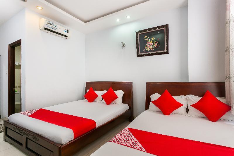 Oyo 130 Tuan Long Hotel Hô Chi Minh-Ville Extérieur photo