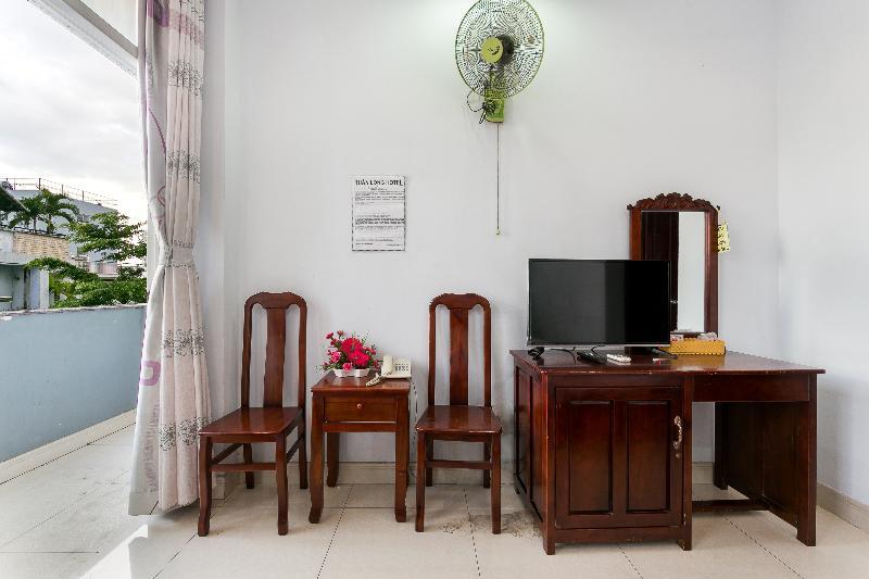 Oyo 130 Tuan Long Hotel Hô Chi Minh-Ville Extérieur photo